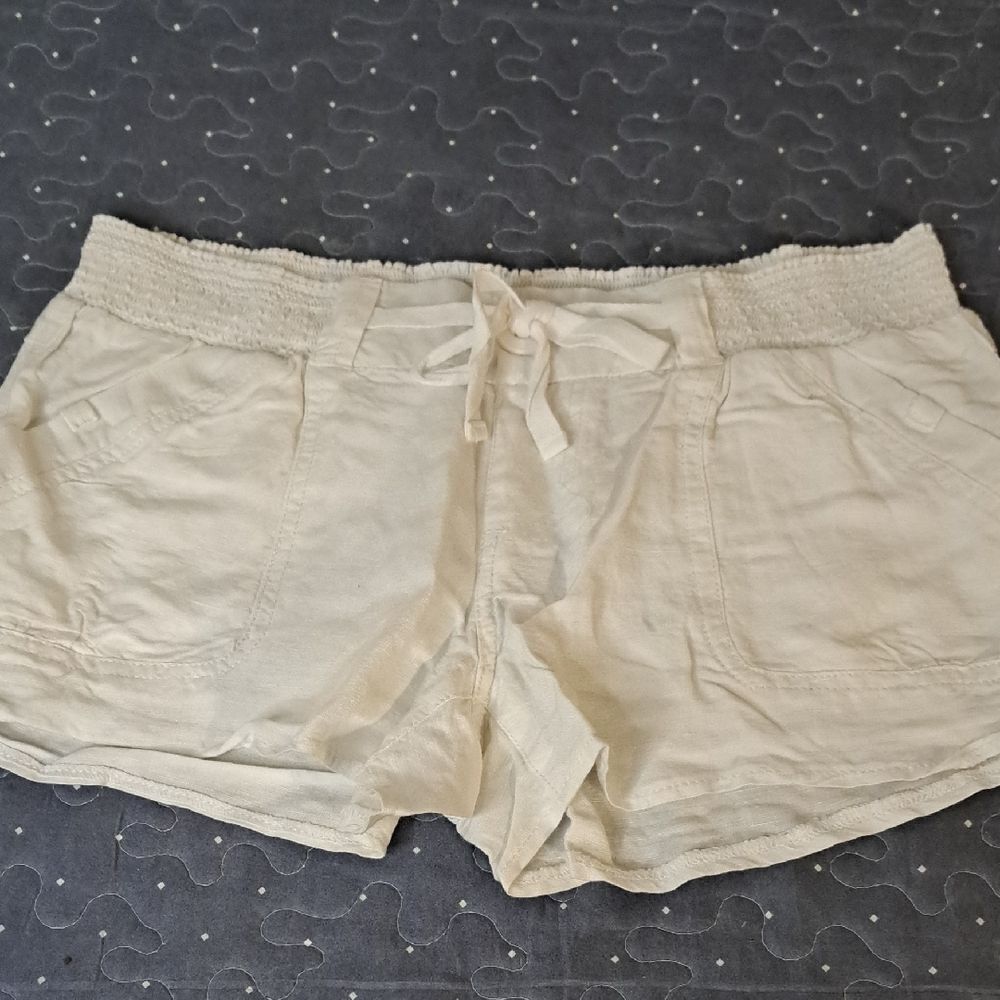 Rewind Women's Linen Blend Shorts size 7